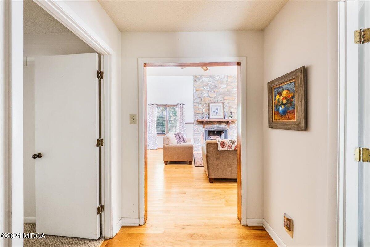 6271 Stapleton Road Macon, GA 31206 - Photo 12 of 41 a living room with furniture and a gate