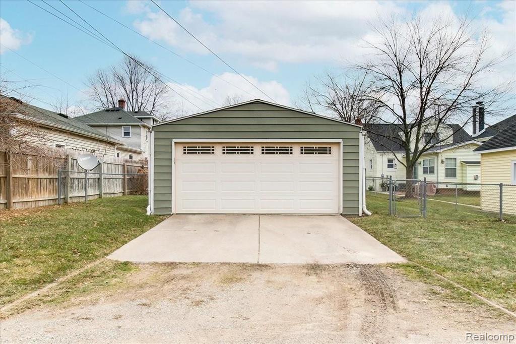317 Wilcox Street Rochester, MI 48307 - Photo 28 of 29