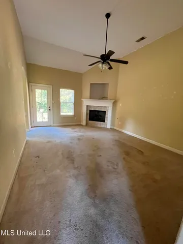 $285,000 | 909 Falcon Street, Senatobia, MS 38668