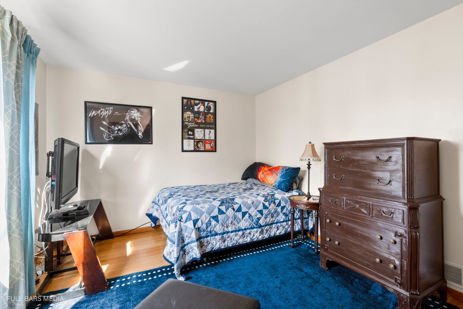 535 Denoyer Trail Wheeling, IL 60090 - Photo 31 of 45 a bedroom with a bed and furniture