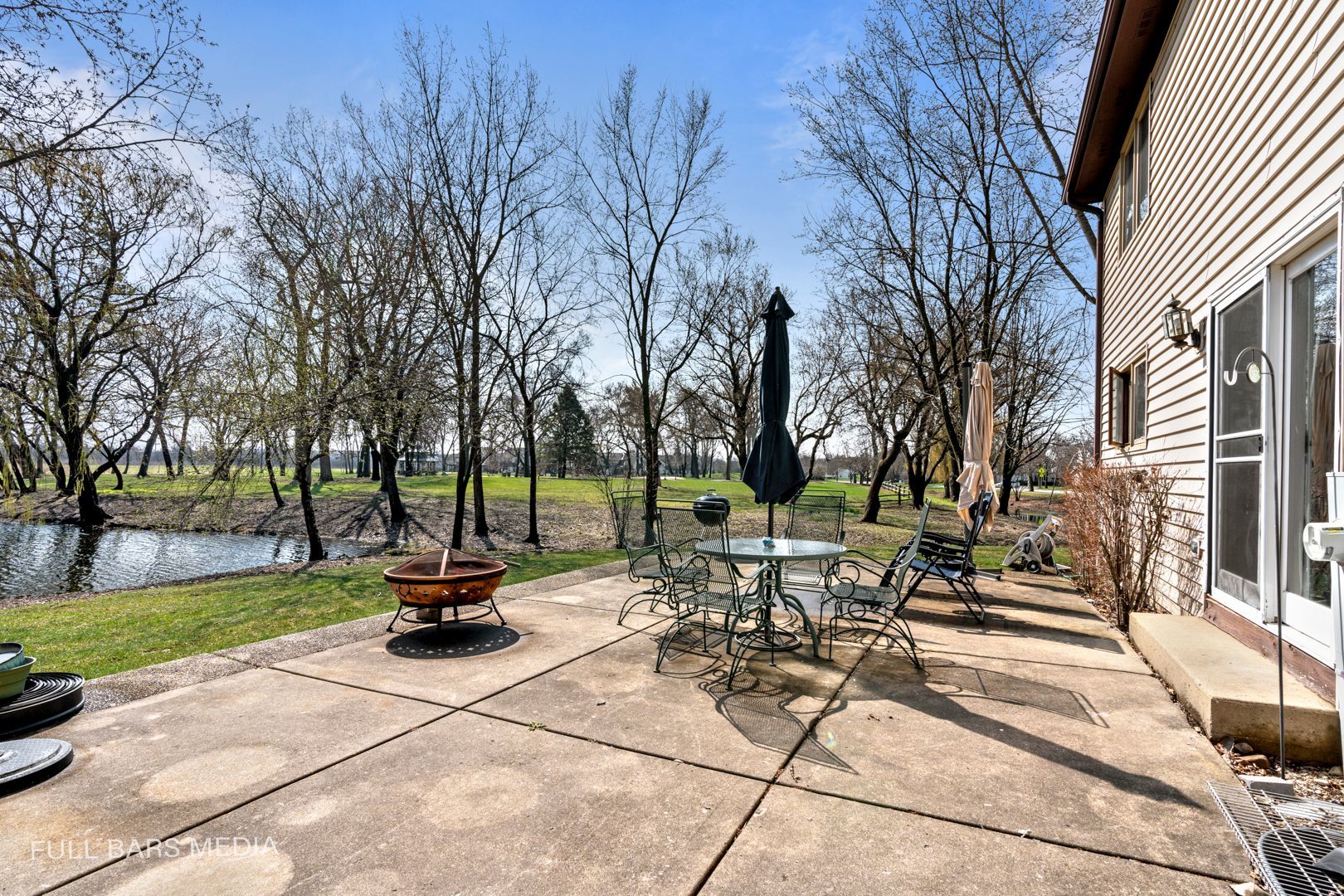 535 Denoyer Trail Wheeling, IL 60090 - Photo 39 of 45 a view of a patio with a yard
