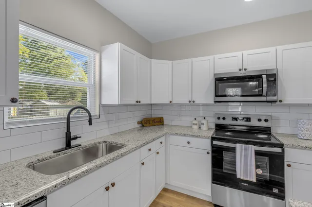 $289,900 | 46 Dorsey Boulevard, Greenville, SC 29611