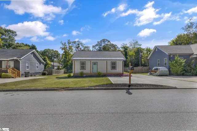 $289,900 | 46 Dorsey Boulevard, Greenville, SC 29611
