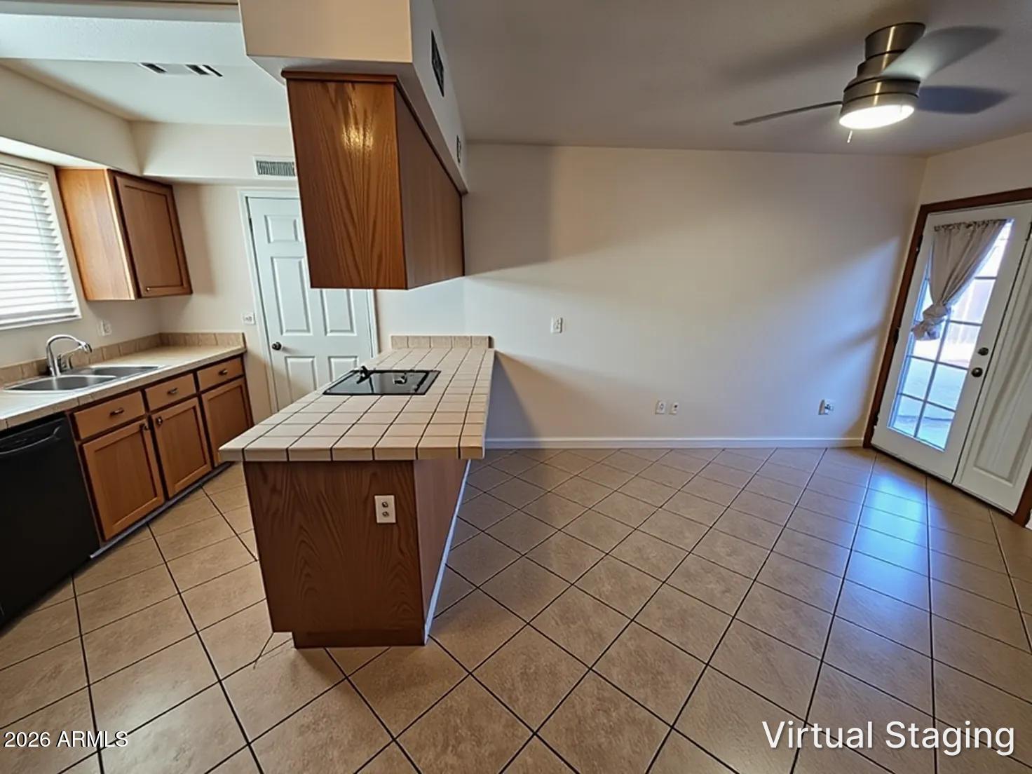 2219 South Royal Palm Road Apache Junction, AZ 85119 - Photo 5 of 32