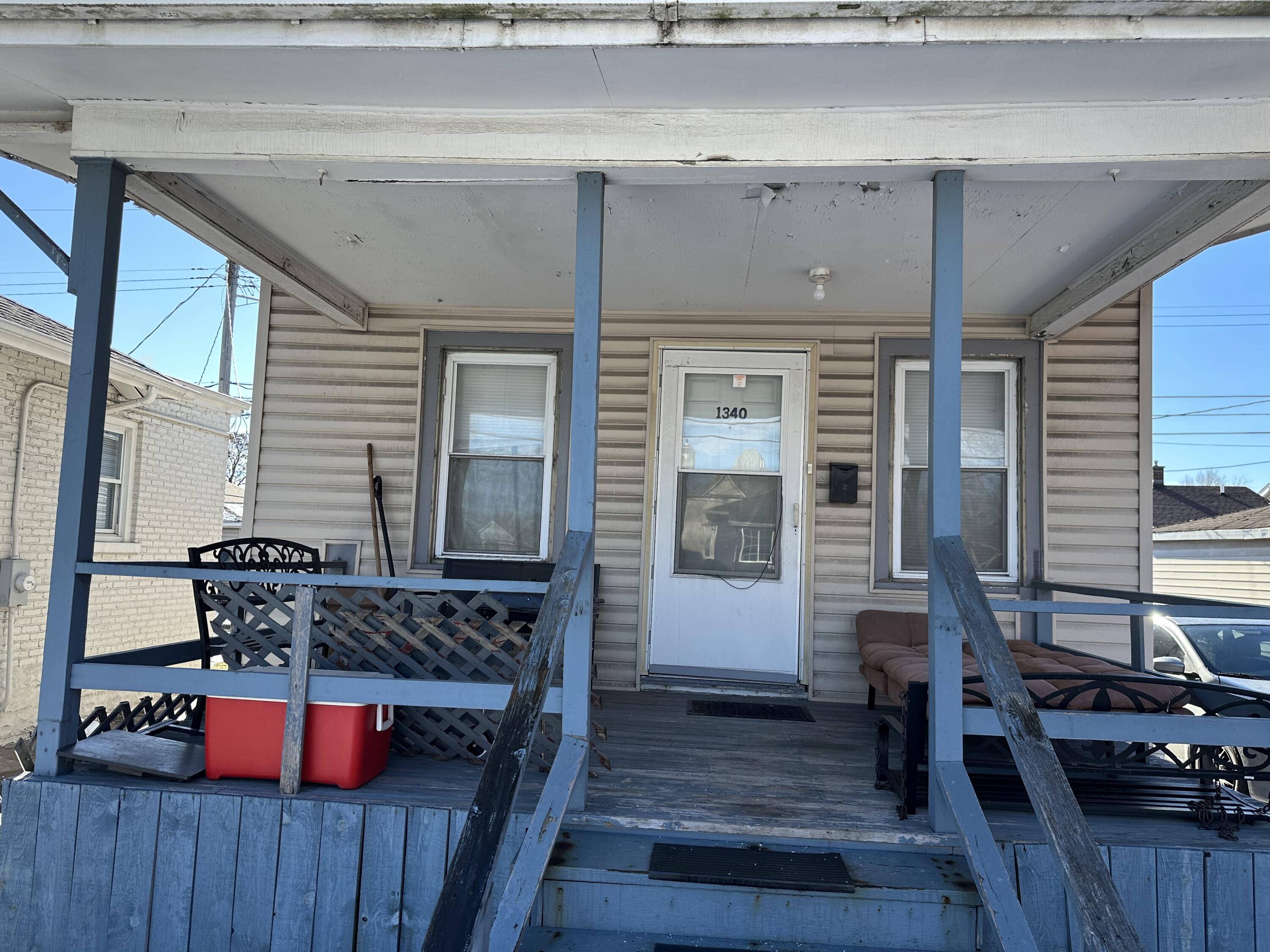 1340 Michigan Street Hammond, IN 46320 - Photo 2 of 13 3000x2250