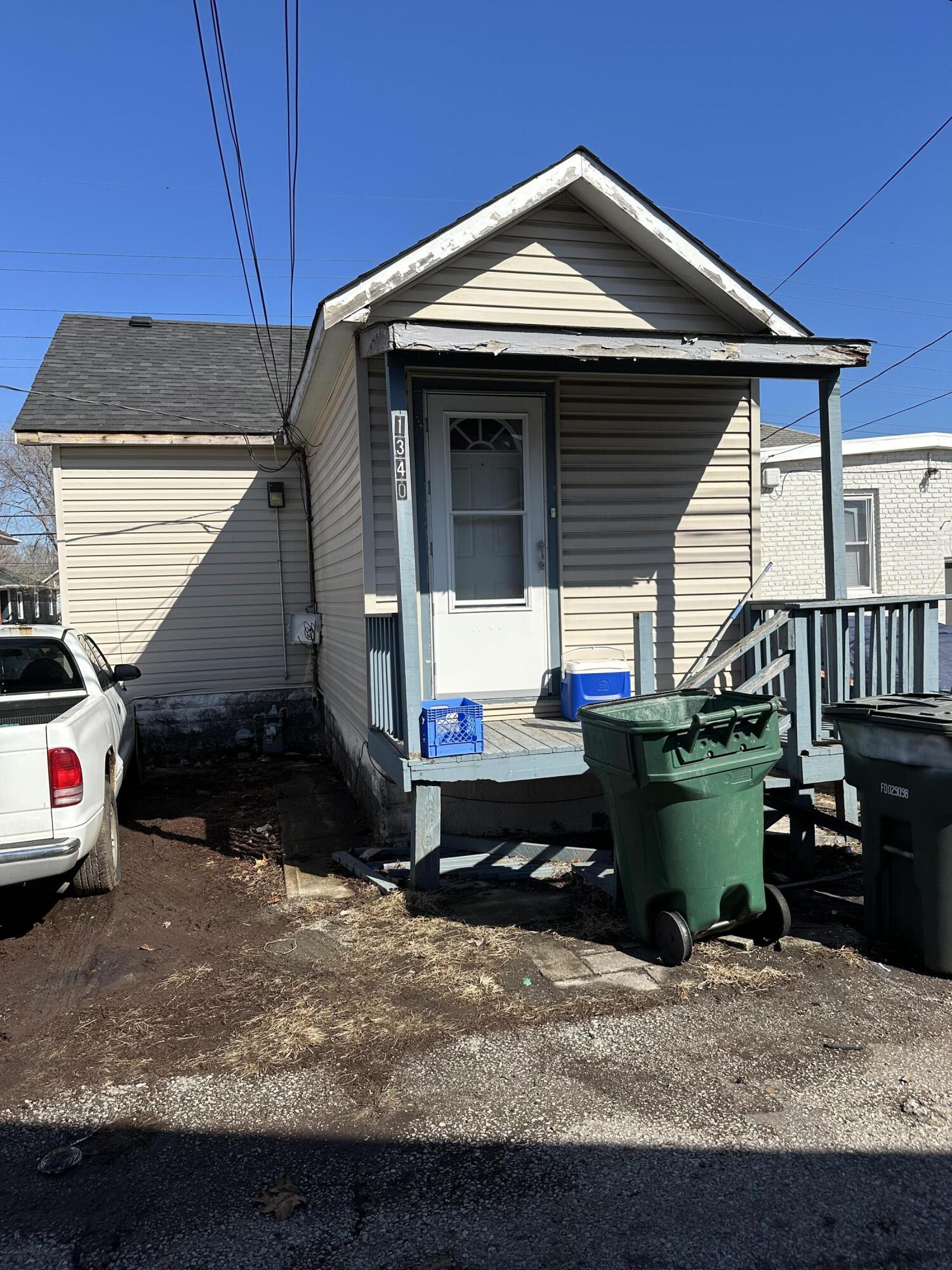 1340 Michigan Street Hammond, IN 46320 - Photo 5 of 13 1500x2000