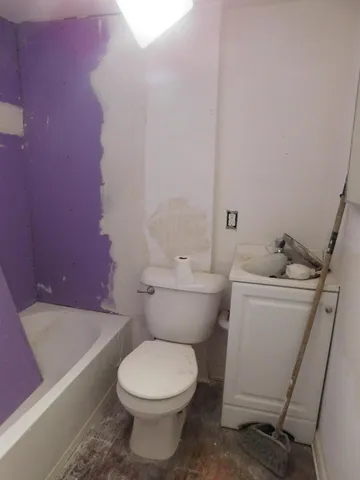 $179,000 | 1312 South 61st Street, West Allis, WI 53214