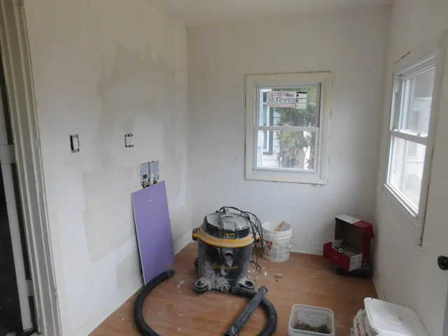 $179,000 | 1312 South 61st Street, West Allis, WI 53214