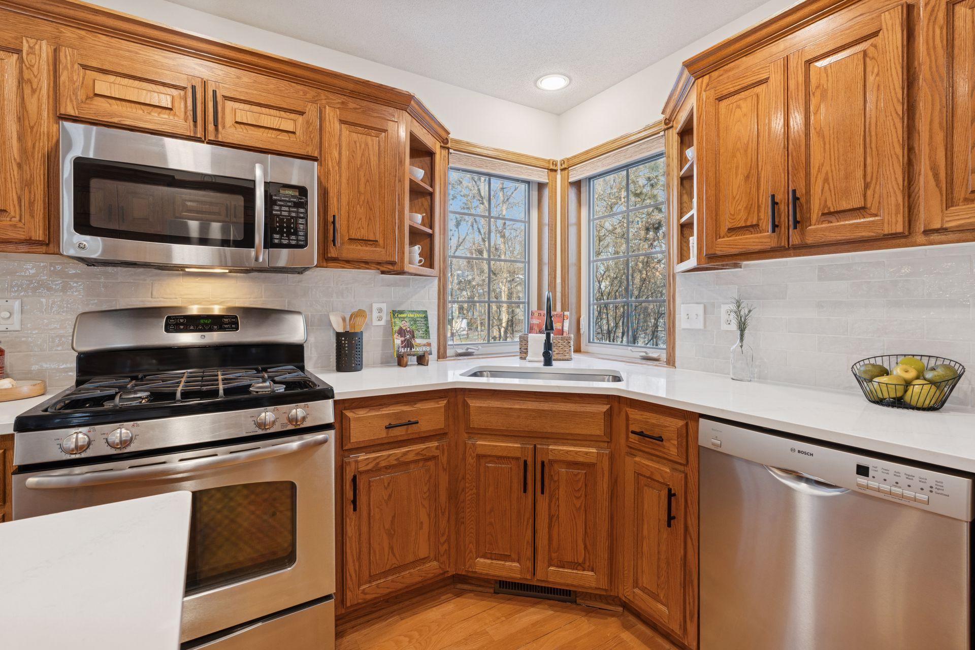 9206 Dunkirk Street Northeast Blaine, MN 55449 - Photo 11 of 35