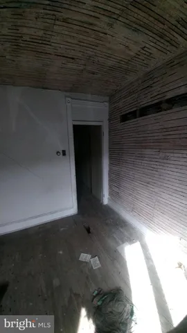 $39,900 | 1033 East Centre Street, Mahanoy City, PA 17948