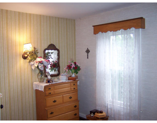 26 Ardmore Street Springfield, MA 01104 - Photo 13 of 22 Gallery Image 13