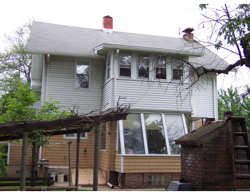 26 Ardmore Street Springfield, MA 01104 - Photo 3 of 22 Gallery Image 3