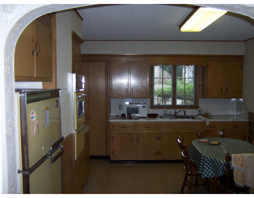 26 Ardmore Street Springfield, MA 01104 - Photo 8 of 22 Gallery Image 8