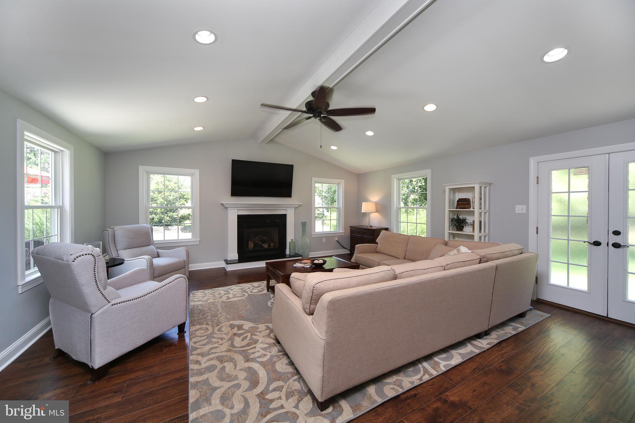 227 Coach Road Langhorne, PA 19047 - Photo 5 of 22 Gallery Image 5
