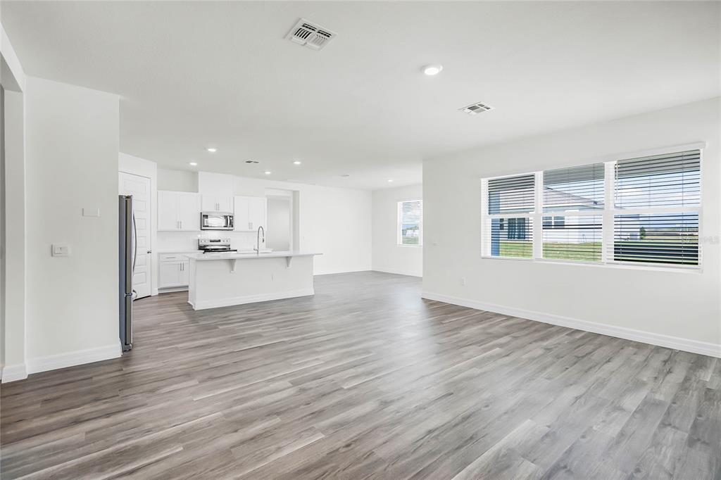 1757 Hummingbird Road Winter Haven, FL 33884 - Photo 4 of 30