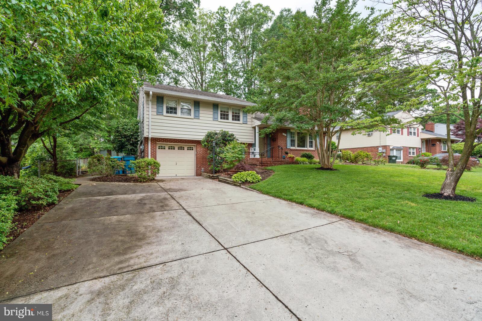 5207 Milland Street Springfield, VA 22151 - Photo 2 of 32 Gallery Image 2