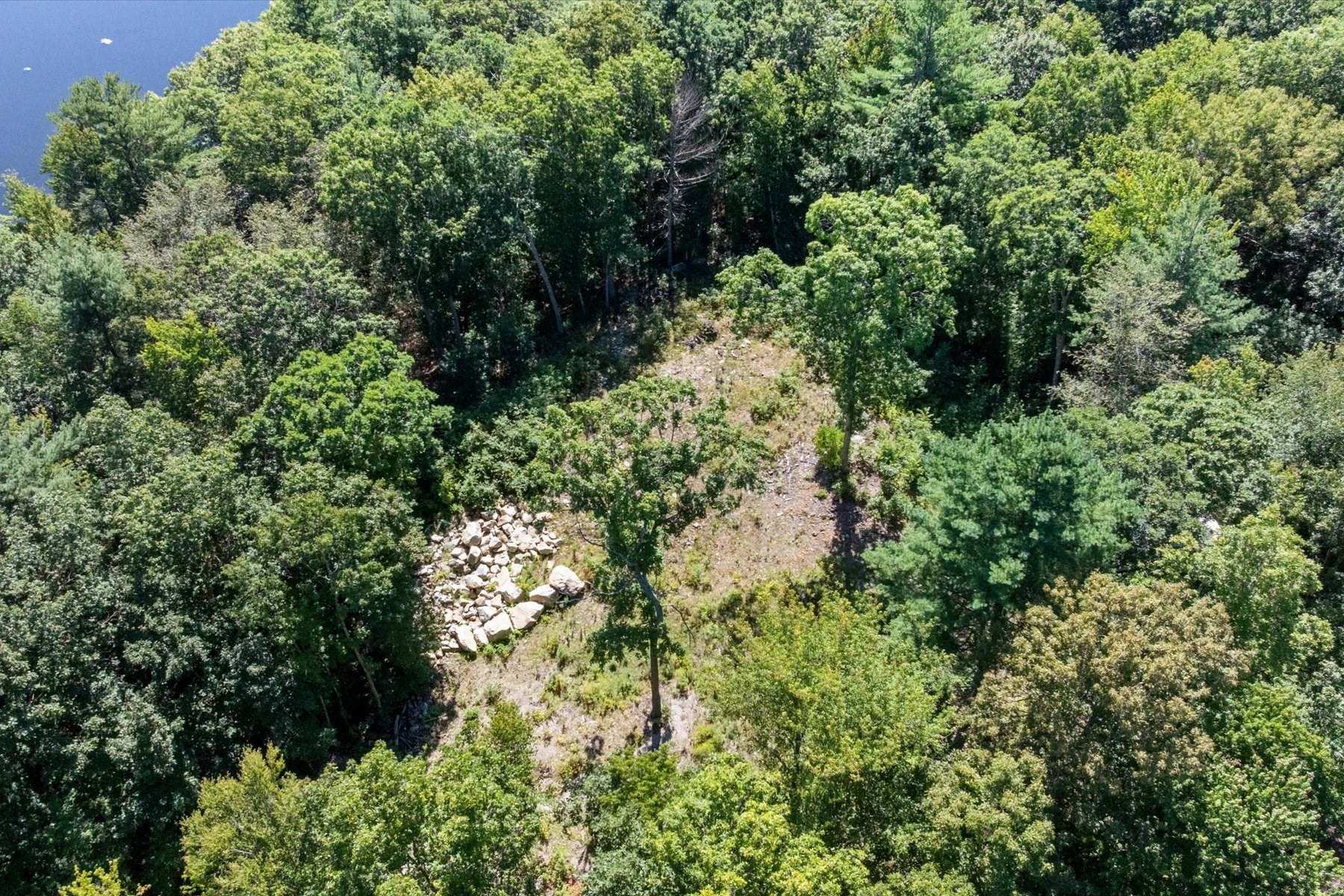 39 Chickering Road Spencer, MA 01562 - Photo 5 of 34 Gallery Image 5