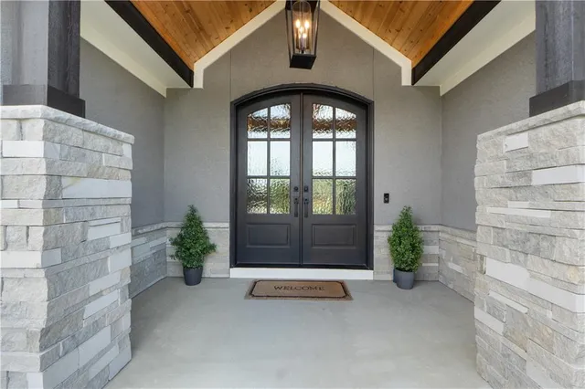 $1,365,000 | 23717 West 118th Terrace, Olathe, KS 66061