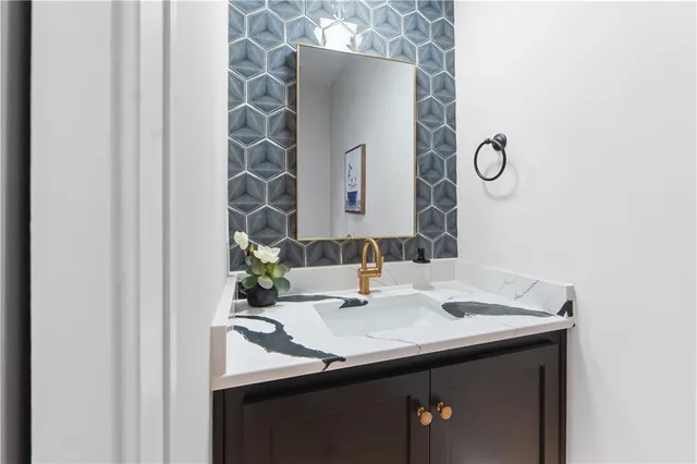 $1,365,000 | 23717 West 118th Terrace, Olathe, KS 66061