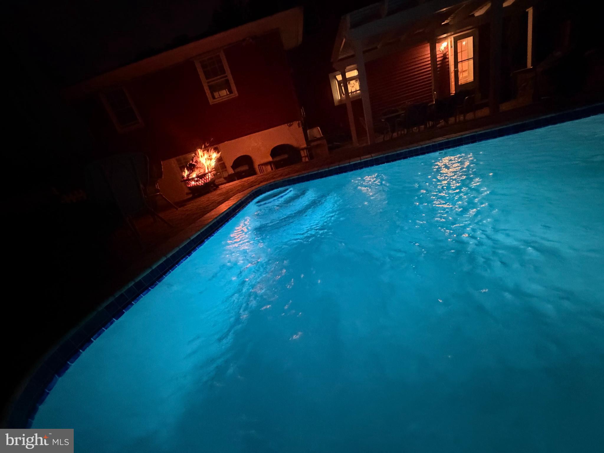 1806 Jody Road Jenkintown, PA 19046 - Photo 41 of 44 a backyard of a house