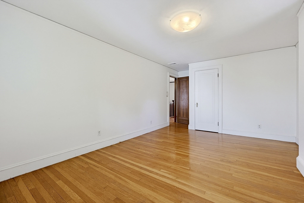 33 Princess Road Newton, MA 02465 - Photo 34 of 42