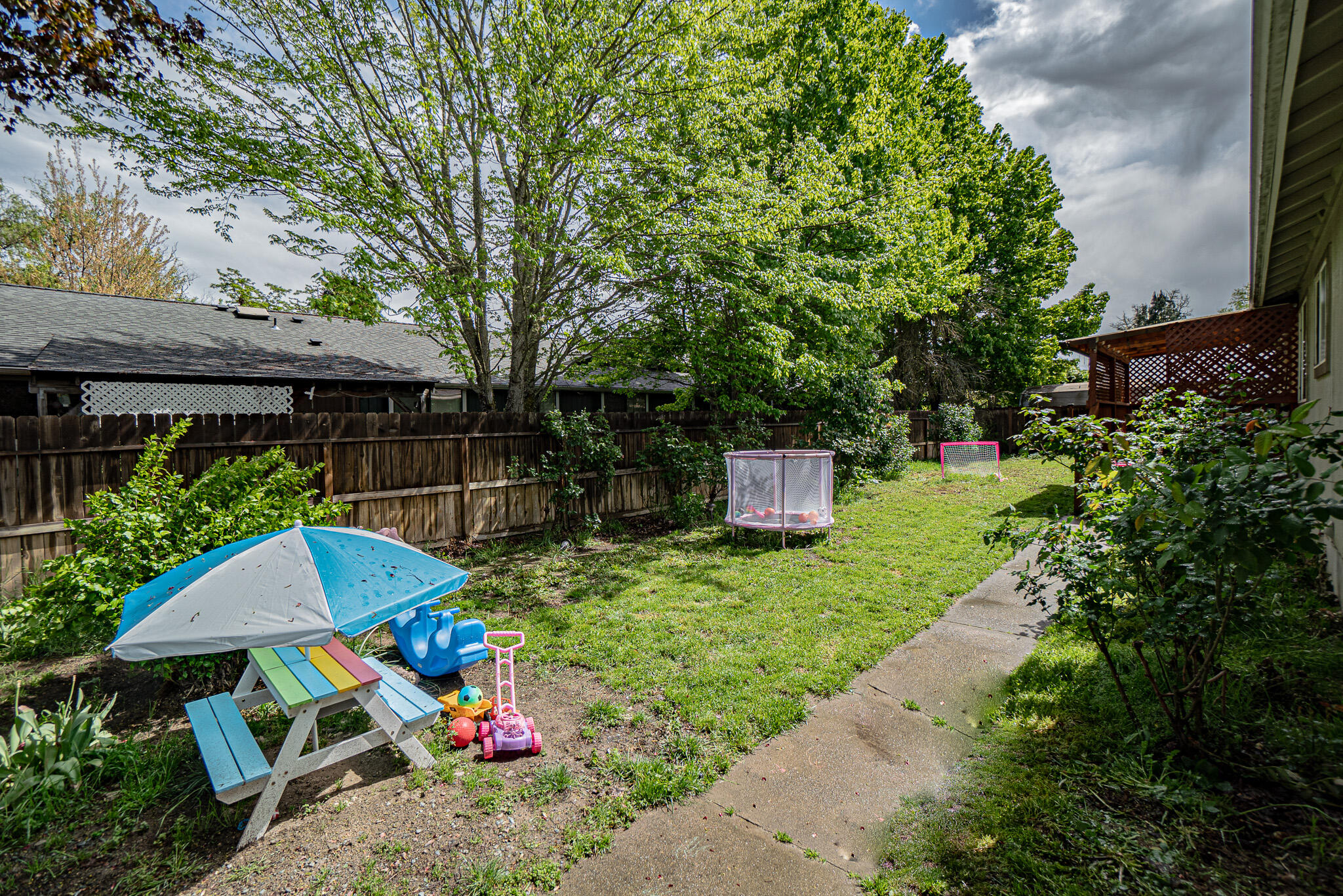 2885 Galaxy Way Grants Pass, OR 97527 - Photo 15 of 19 DSC00839-HDR