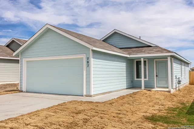 $1,500 | 787 Bullsnake Trail, New Braunfels, TX 78132