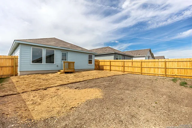 $1,500 | 787 Bullsnake Trail, New Braunfels, TX 78132