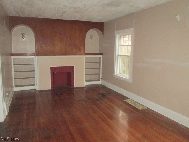3407 Sylvanhurst Road Cleveland Heights, OH 44112 - Photo 2 of 7
