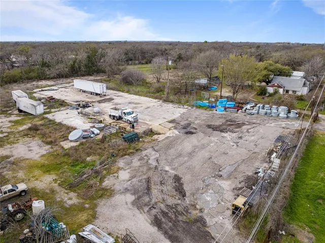 $1,000,000 | 9105 C F Hawn Freeway, Dallas, TX 75217