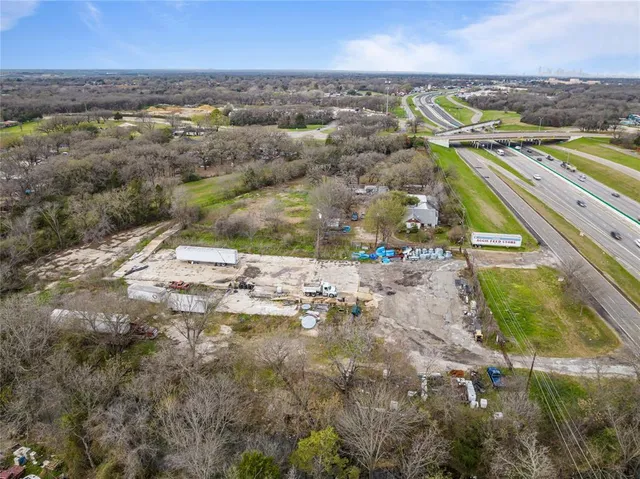 $1,000,000 | 9105 C F Hawn Freeway, Dallas, TX 75217