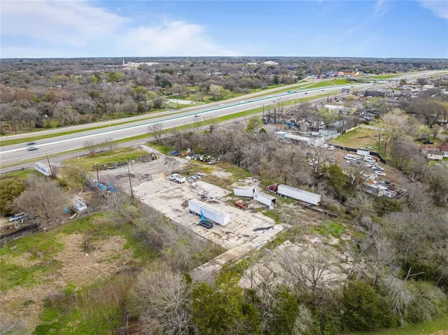 $1,000,000 | 9105 C F Hawn Freeway, Dallas, TX 75217