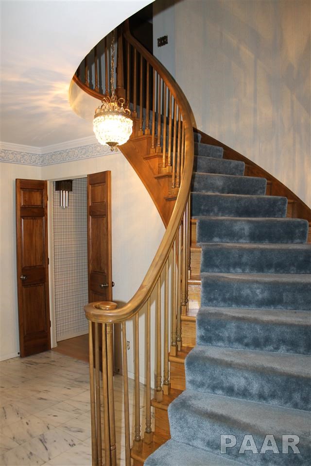 310 West Northgate Road Peoria, IL 61614 - Photo 4 of 34 Gallery Image 4