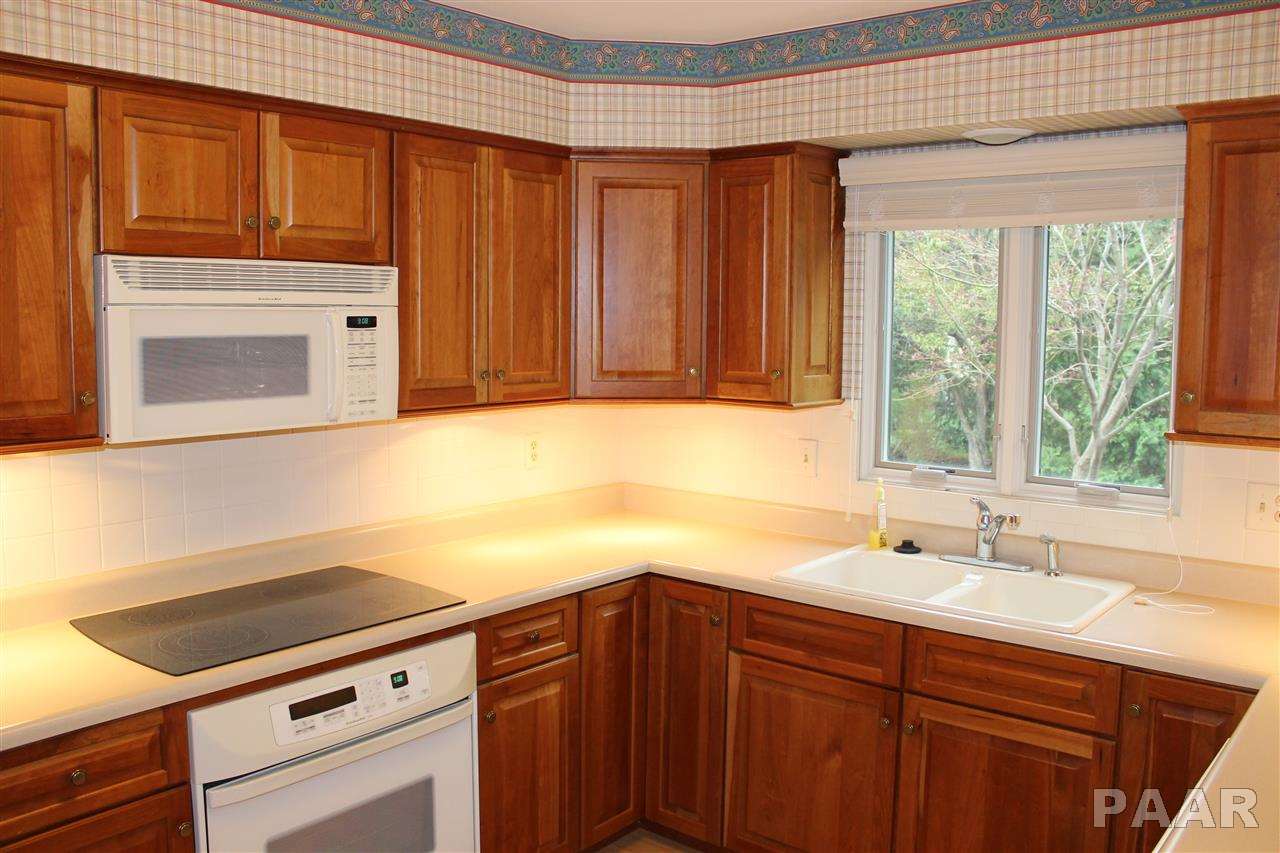 310 West Northgate Road Peoria, IL 61614 - Photo 10 of 34 Gallery Image 10