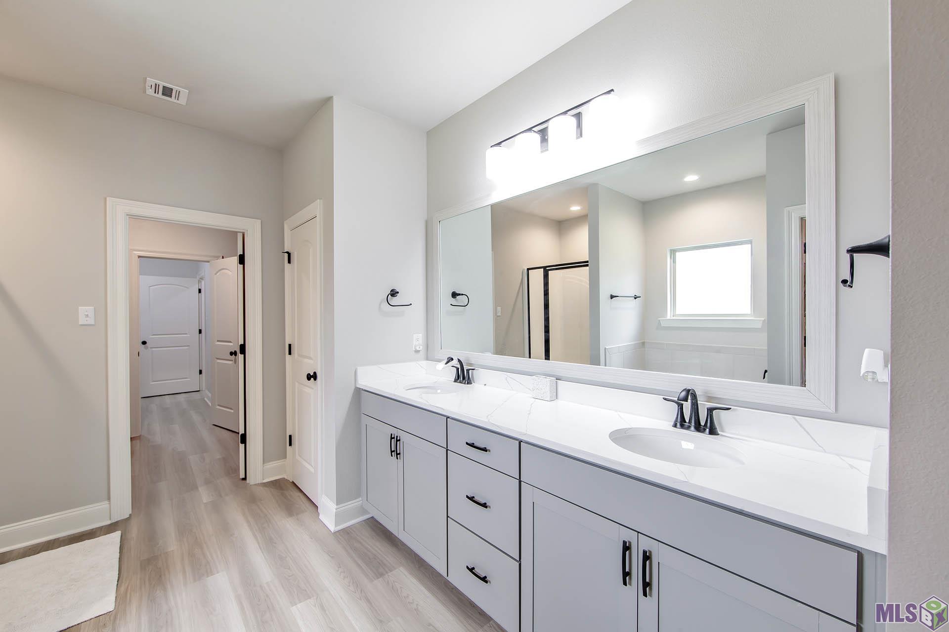 327 Modesto Drive Houma, LA 70364 - Photo 13 of 19