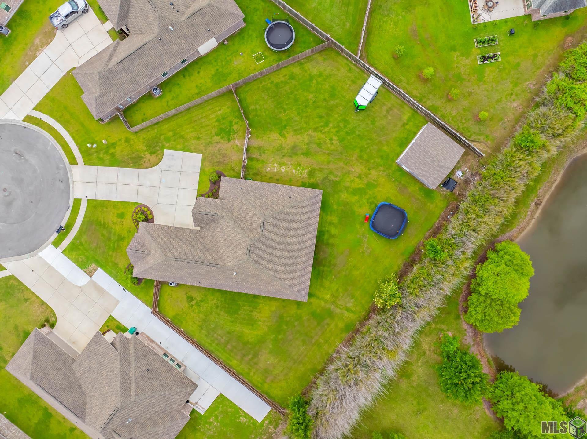 327 Modesto Drive Houma, LA 70364 - Photo 5 of 19