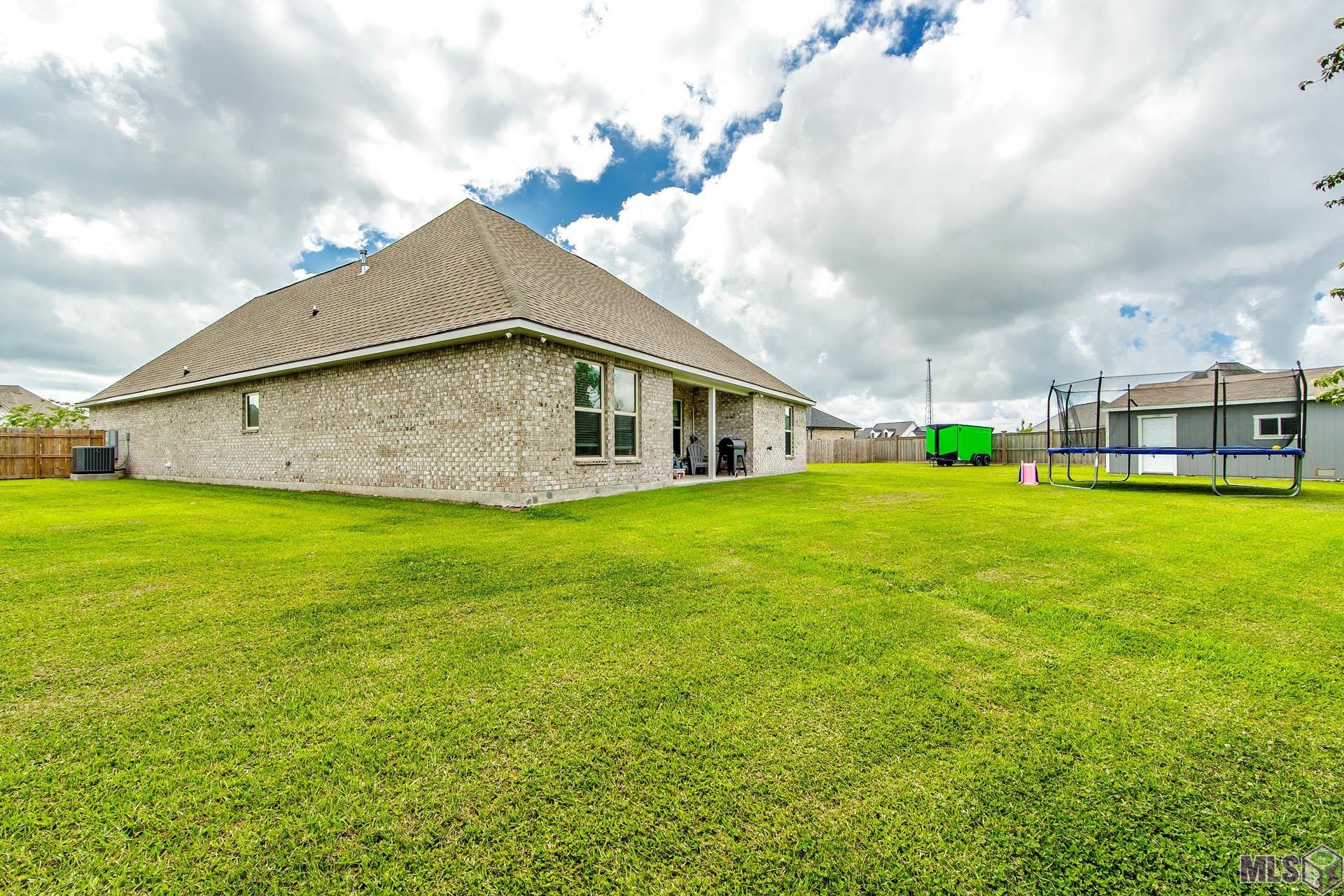 327 Modesto Drive Houma, LA 70364 - Photo 7 of 19