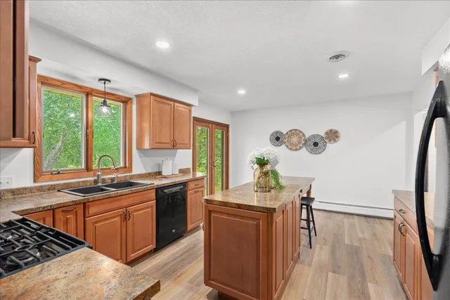 $565,000 | 1735 US Highway 63, New Richmond, WI 54017