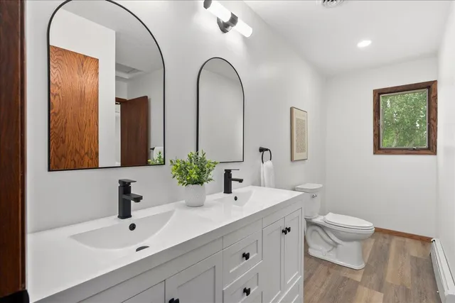 $565,000 | 1735 US Highway 63, New Richmond, WI 54017