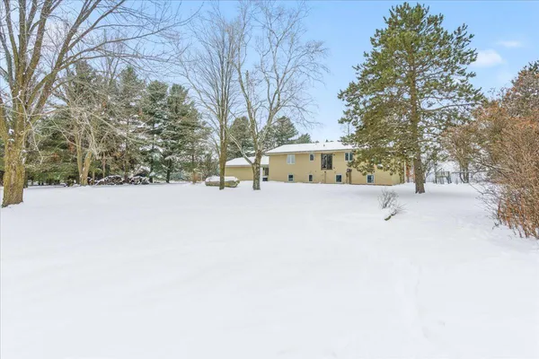 $550,000 | 1735 US Highway 63, New Richmond, WI 54017