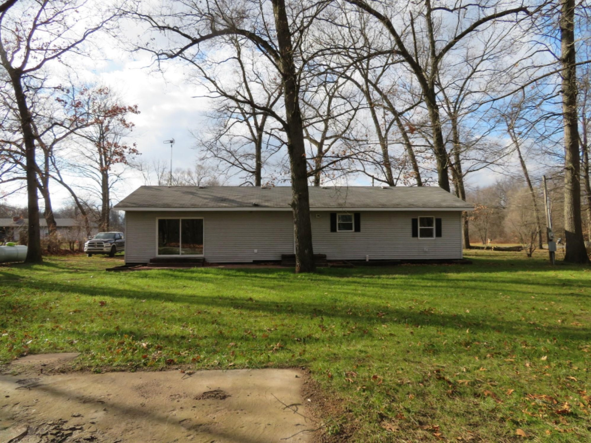 69505 Thomas Road White Pigeon, MI 49099 - Photo 26 of 31 Back