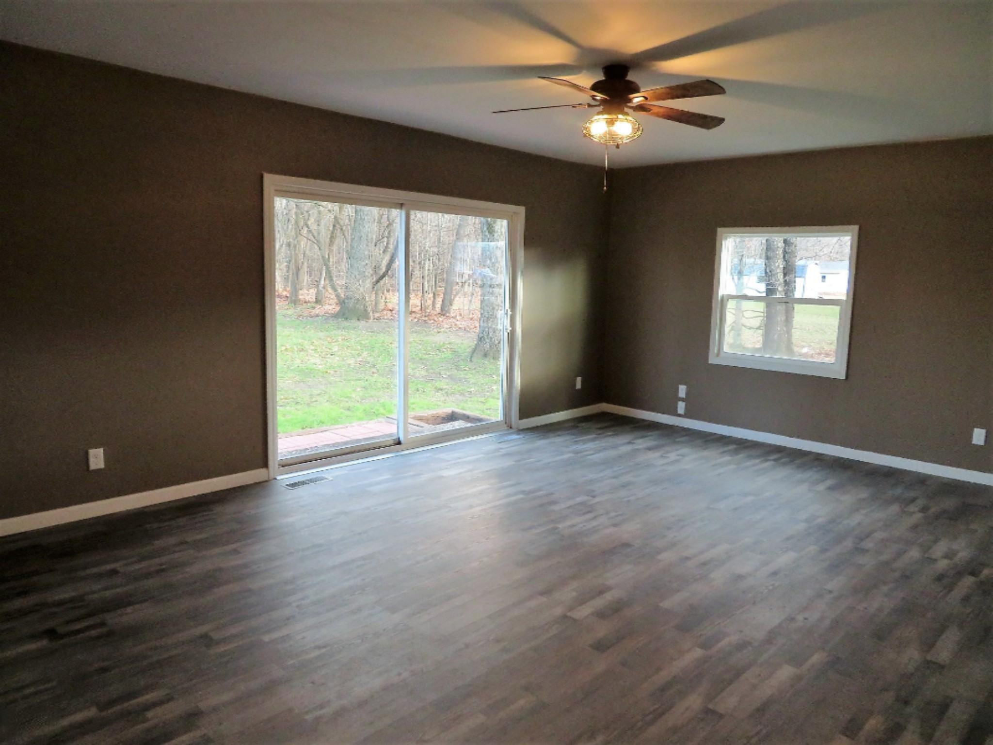 69505 Thomas Road White Pigeon, MI 49099 - Photo 10 of 31 Large Living room