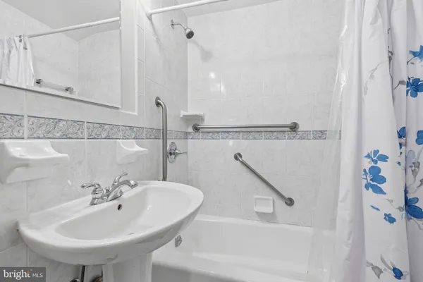 $830,000 | 5216 Clifton Street, Alexandria, VA 22312