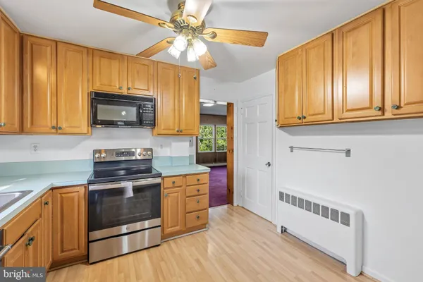 $830,000 | 5216 Clifton Street, Alexandria, VA 22312