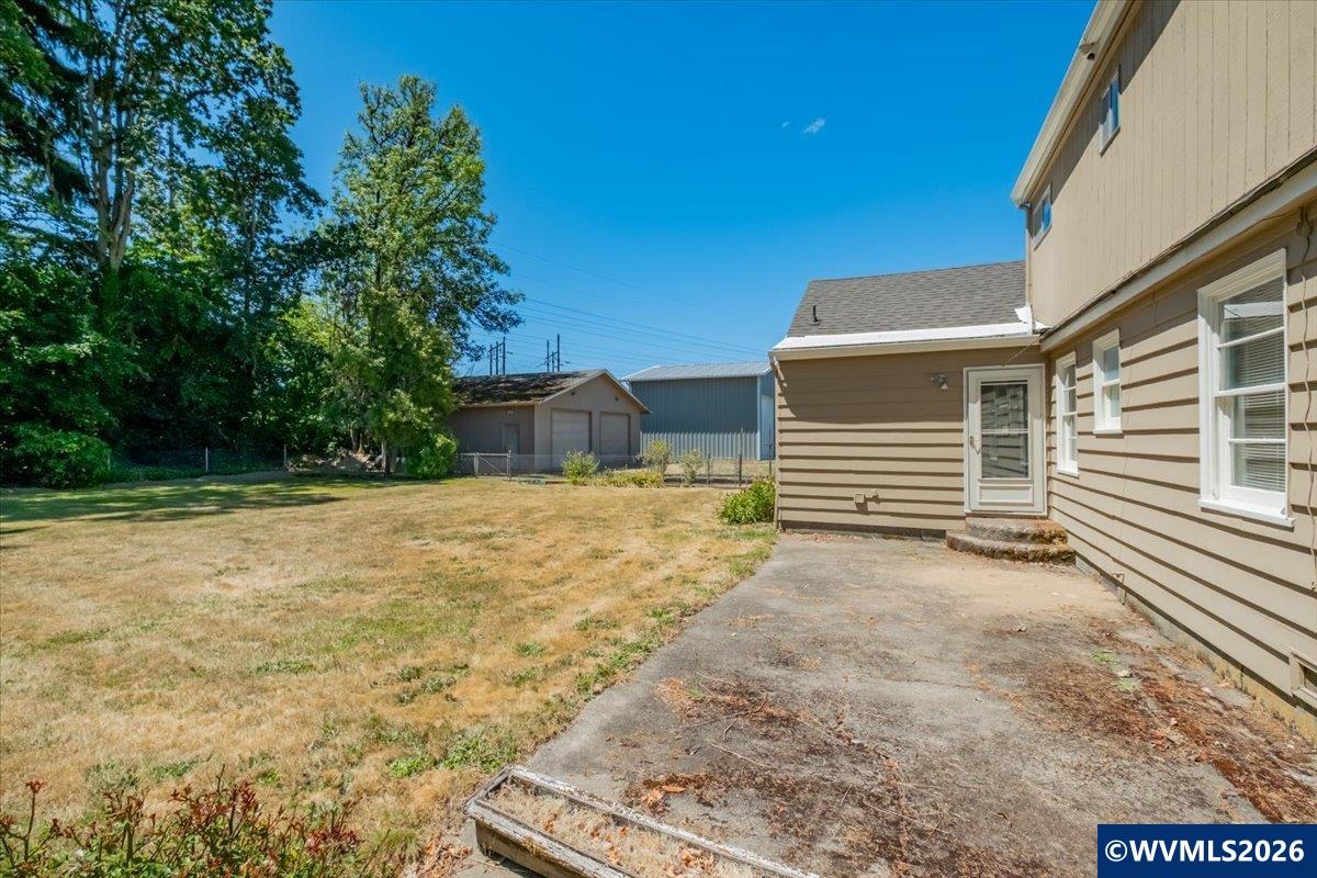 2140 Southwest 17th Avenue Albany, OR 97321 - Photo 37 of 46