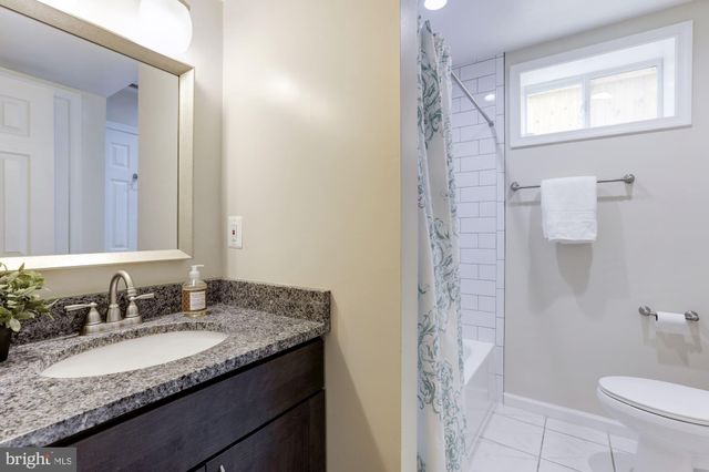 $1,230,301 | 3700 17th Street North, Arlington, VA 22207