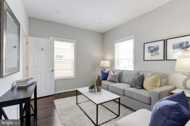 $1,230,301 | 3700 17th Street North, Arlington, VA 22207