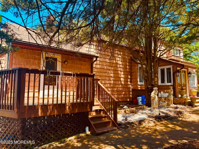 a front view of a house with garage