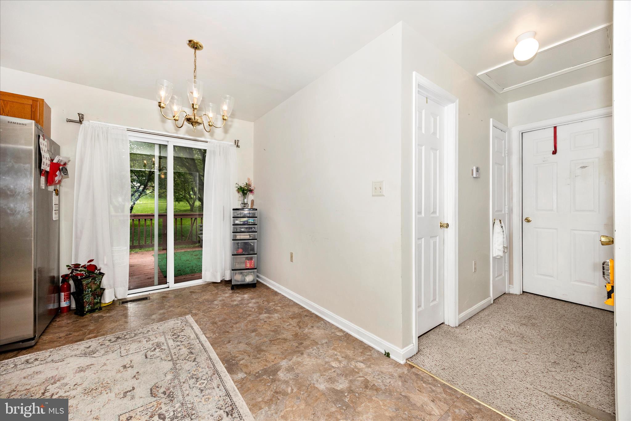 9549 Fingerboard Road Ijamsville, MD 21754 - Photo 12 of 50 Dining Room