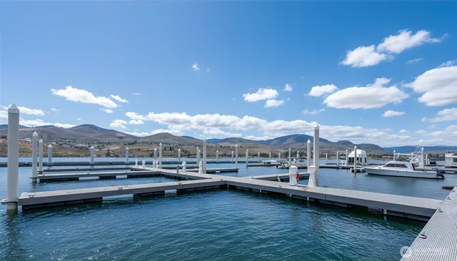 a view of residential houses with outdoor space